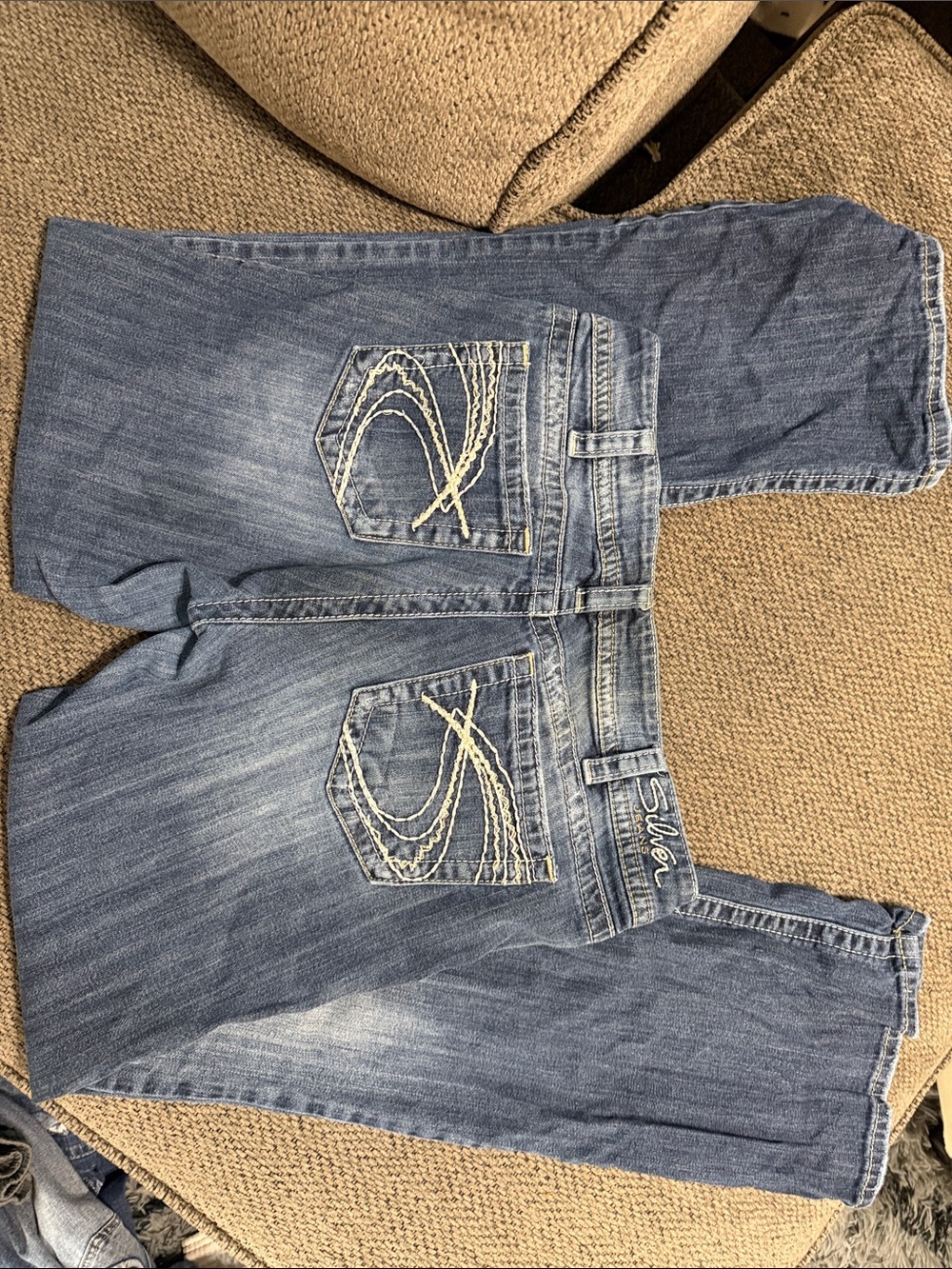 Silver Jeans - Picture 4 of 4